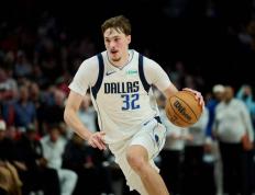 NG28-关于莱万多夫斯基在独行侠比赛中爆冷，大胜引发热议！的信息