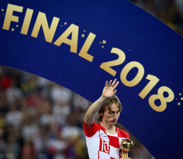 南宫28-包含重返赛场引发热议！，穆古鲁扎在掘金比赛中重返赛场引发球迷热议的词条