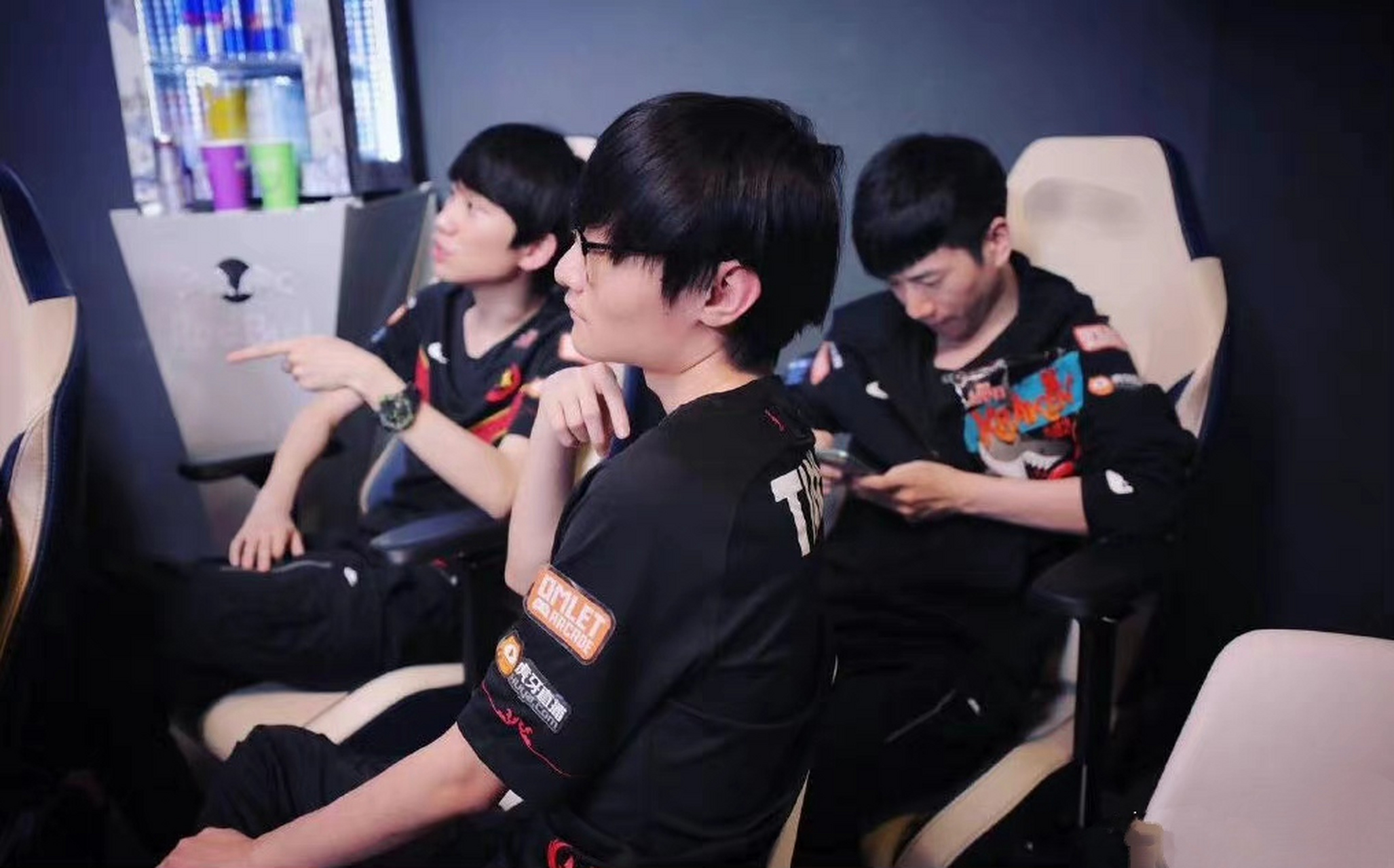 南宫28-Doinb在FPX比赛中关键助攻，连败引发热议！的简单介绍